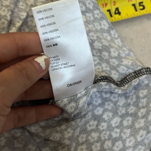 Urban Outfitters Women Black/white Cropped Top Blouse Size Small.‎ - Picture 8 of 8